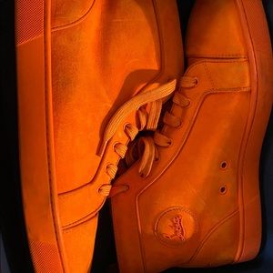 Christian Loub orange %100 authentic comes with box and shoe bags